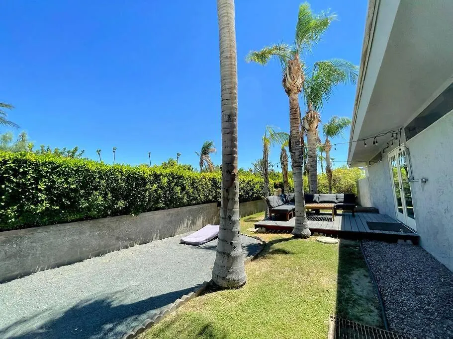 Near Downtown Palm Springs, 7 Bd 7 Bth, 80Ft Pool, Pickleball 0*,