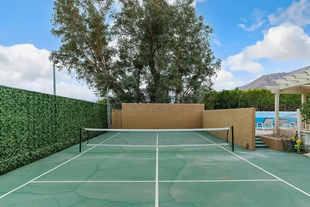 Near Downtown Palm Springs, 7 Bd 7 Bth, 80Ft Pool, Pickleball Villa